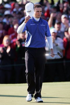 Zach Johnson holds his SeeMore putter after winning the 2007 Masters.