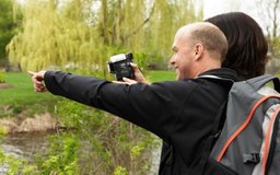 Jupiterimages/Photos.com/Getty Images La disponibilidad de herramientas para hacer filmes actualmente, pone la producción de video al alcance de cualquiera.