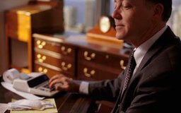 Keith Brofsky/Photodisc/Getty Images Los contadores de una entidad son los encargados de llevar las cuentas y la información financiera de una empresa.
