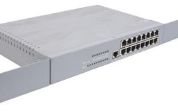 Hemera Technologies/PhotoObjects.net/Getty Images Un router o switch es la base de la red. A menos que seas una empresa de una persona, sin duda necesitas uno u otro.