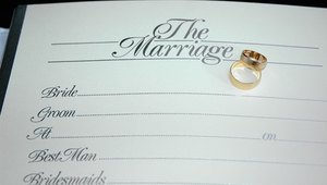 How to Change the Name on a Marriage License in Florida
