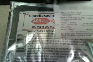 A menudo, un procedimiento quirúrgico conocido como resección transuretral de la próstata es el único tratamiento eficaz para la prostatitis que se ha resistido a la terapia antibiótica.