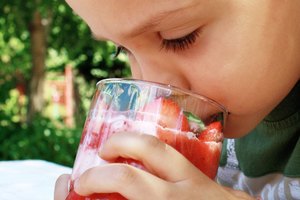 Los niños a menudo experimentan tos seca, que se puede tratar con una variedad de remedios para aliviar los síntomas y proporcionar comodidad.
