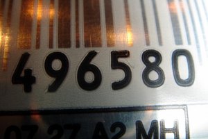 Los números UPC se muestran como "simbología en código de barras" legibles por las máquinas.