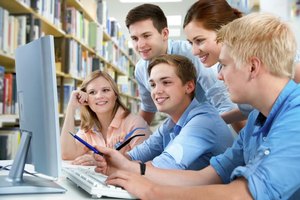 Alexander Raths/iStock/Getty Images Students