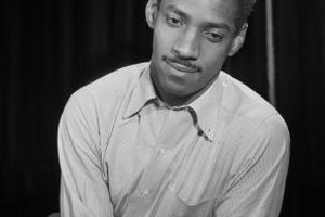 Denis De Marney/Hulton Archive/Getty Images Even with the hardships that African-Americans endured, many, such as Gordon Heath, contributed greatly to creative culture.
