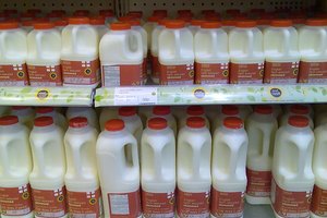 Los productos lácteos aportan calcio.