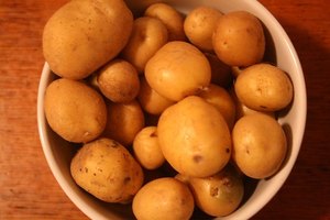 Evita las papas ya que tienden a ser pesadas para el estómago.
