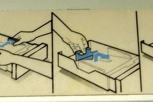 Instrucciones de la bandeja de papel.
