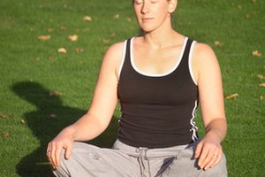 La meditación puede ayudarte a concentrarte en tus esfuerzos por perder peso.