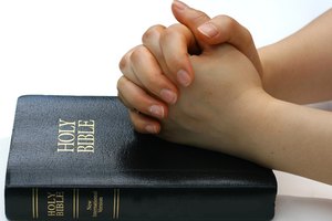 Los programas cristianos de pérdida de peso confían en los principios bíblicos para motivar a los participantes.