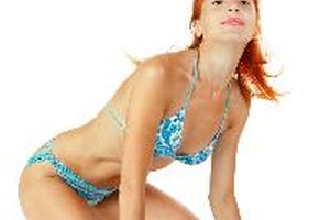 Un individuo que sufre de anorexia, cuando se está recuperando de un estado de inanición prolongada, entrará en une estado hipermetabólico.