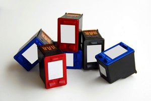 Utiliza el software de la impresora para limpiar los inyectores de los cartuchos.