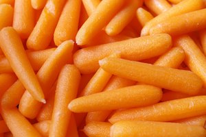 Las zanahorias de cambray son un bocadillo rápido y popular para muchos adultos y niños.