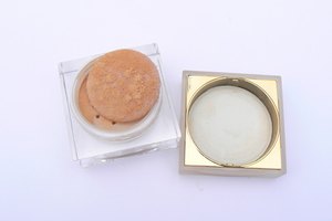 Usa productos que te protejan contra los dañinos rayos del sol.