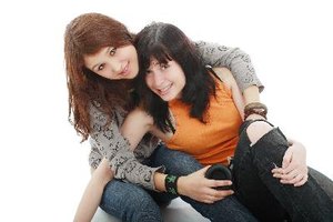Apoya a tu hija adolescente con algunas reglas de la familia bien elegidas y estrictas.