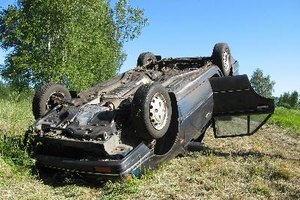 Beber alcohol y manejar en grandes alturas incrementa las posibilidades de tener un accidente