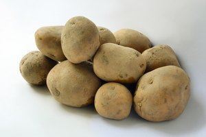 Las papas proporcionan algunos niveles de vitamina A y C para el cuerpo.