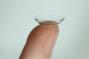 El riesgo de infección es mayor cuando duermes con las lentes de contacto.