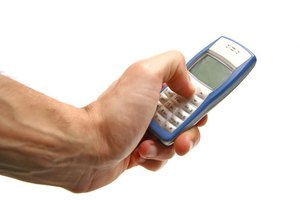 Transfiere tus contactos a tu tarjeta SIM fácilmente.