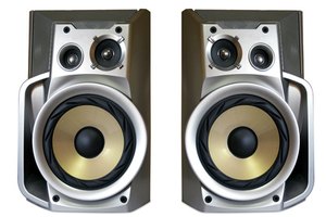 Configura un sistema de audio en varias habitaciones.