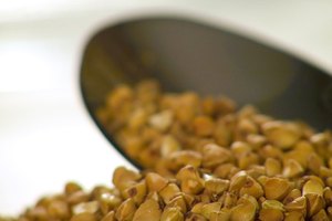 El trigo sarraceno contiene cantidades abundantes de d-quiro-inositol.