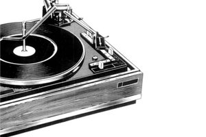 Crosley Radio Company ha estado fabricando tocadiscos y toda clase de tornamesas durante casi 30 años.