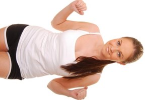 El hula hoop tonificará tu cintura y te dará flexibilidad en tu espina.