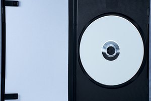 Crear e imprimir tus propias etiquetas para CD y DVD te permite crear discos de aspecto profesional.