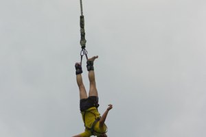 El salto bungee no es para aquellos que se aterrorizan con las alturas o para los de corazón débil.