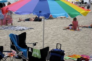 Las sombrillas protegen el cuero cabelludo de las quemaduras.