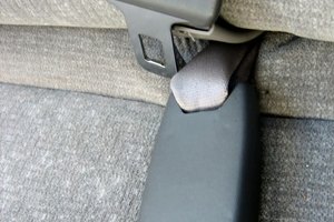 Los cinturones de seguridad de vez en cuando se atascan, pero rara vez es un problema importante.