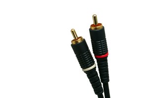 Modelo de cables estéreo estándar para conectar a un receptor.