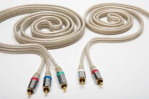 Cambia el cable si sigues teniendo problemas.