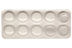 Aunque los médicos suelen empezar con cefalexina o clindamicina para el tratamiento de pacientes con celulitis de piernas, pueden cambiar a Bactrim para los pacientes cuya infección no responde a los tratamientos de primera línea.
