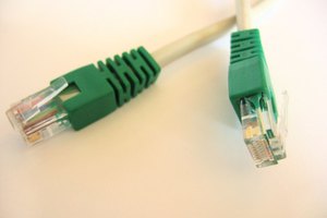 Un cable de ethernet se usa para redes personales y de área local.