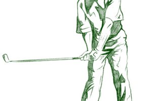 Tu cabeza no tiene que mantenerse totalmente quieta durante el swing, sino que basta con que se quede por detrás de la pelota para obtener mejores golpes.