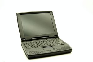 Las tres compañías más importantes producen computadoras portátiles y de escritorio, así como periféricos.