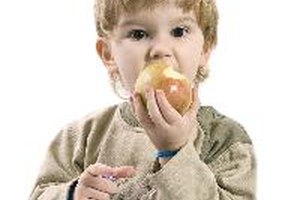 Tu cuerpo degrada el alimento que comes para absorber la energía y los nutrientes.