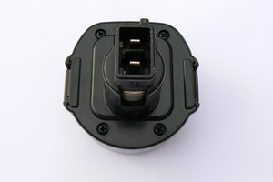 Aprende cómo funcionan las baterías húmedas.