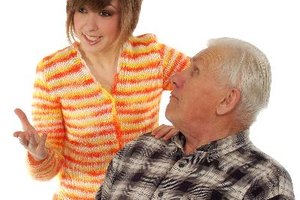 Una edad avanzada aumenta el riesgo de desarrollar hiponatremia.