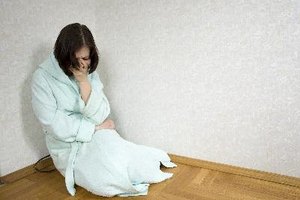 Además de afectar los niveles de serotonina y norepinefrina, los antidepresivos cíclicos también afectan la función de los canales de sodio