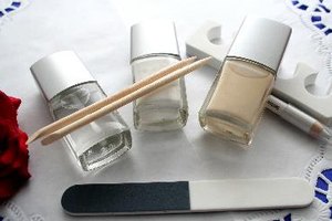 El químico de los esmaltes de uñas no es seguro para todos.