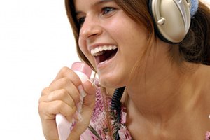 Agrega letras a tus archivos MP3 favoritos con el software que incluye tu computadora.