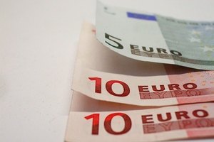 Los salarios anuales normalmente varían entre US$139.420 a US$233.306.