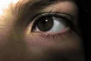 El color amarillento de los ojos suele ser un signo de un trastorno muy grave.