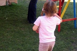 Tu hijo tiene que aprender lo que es el buen comportamiento.