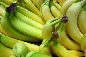 Consumir alimentos que se digieren fácilmente puede aliviar los síntomas gastrointestinales.