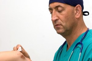 El personal médico puede aplicar varias medida distintas a la hora de hacer frente a la intoxicación con cloro.