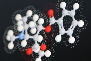 El EDTA ayuda a remover los metales pesados del cuerpo.